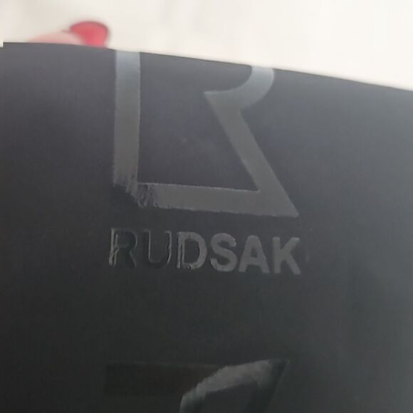 Rudsak Unisex Resueable Protective Sleeves To Store Your Fur Black - Picture 8 of 16